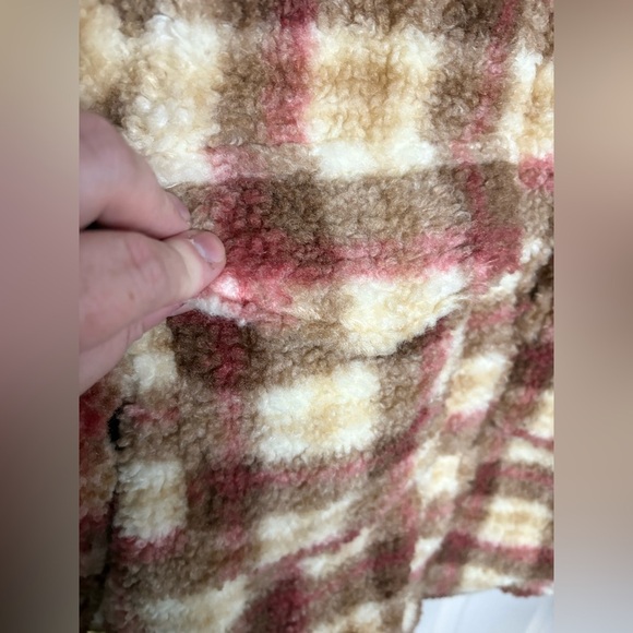 NWT Avec Les Filles Plaid Faux Shearling Trucker Shacket Size Small | Cozy Fall - Picture 4 of 15
